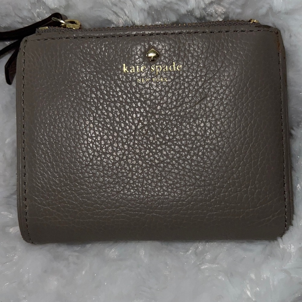 Kate Spade grey wallet